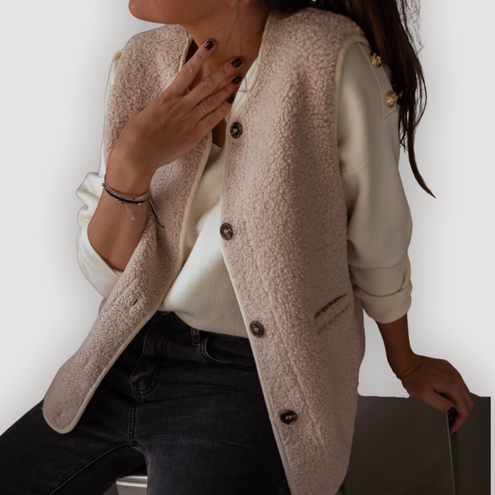 LARA – SHERPA BUTTON VEST