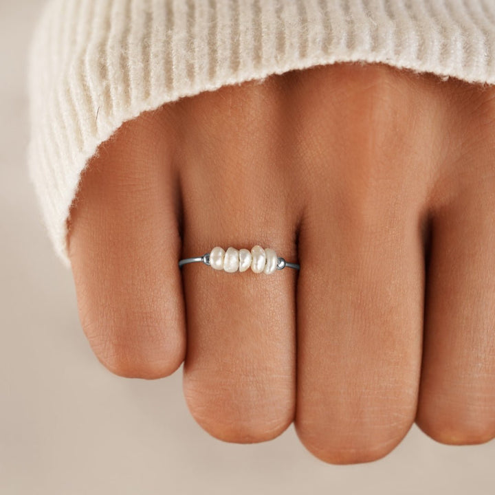 ARIA – MINIMAL SILVER RING